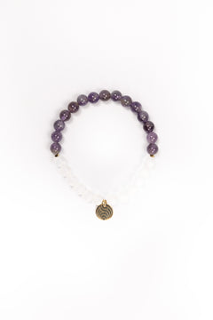 NUYU Armband „Calmed“ mit Amethyst und Bergkristall, steht für geistige Klarheit, Harmonie, Schutz & Stärke, Intuition, Gleichgewicht, elastisches Band