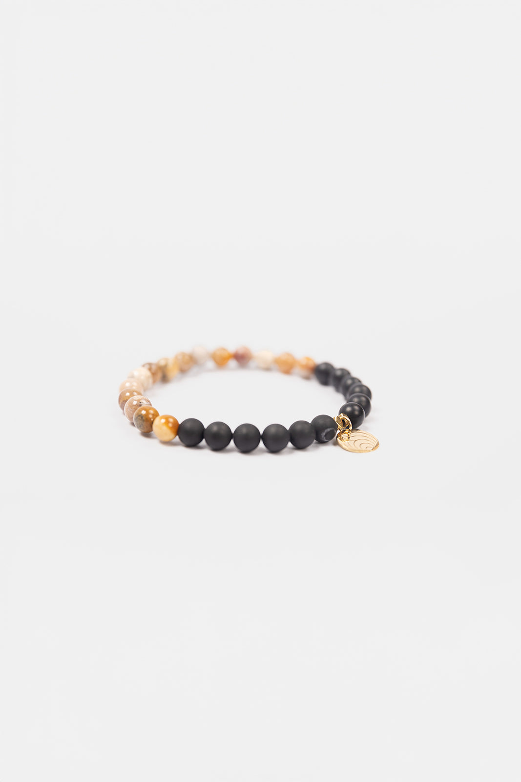 NUYU Connected Woman