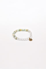 NUYU Armband „Nature“ mit Jade und Bergkristall, steht für Klarheit, Intuition, Gleichgewicht, Ausdauer, Harmonie, Jade Kugeln nicht alle gleich rund, elastisches Band